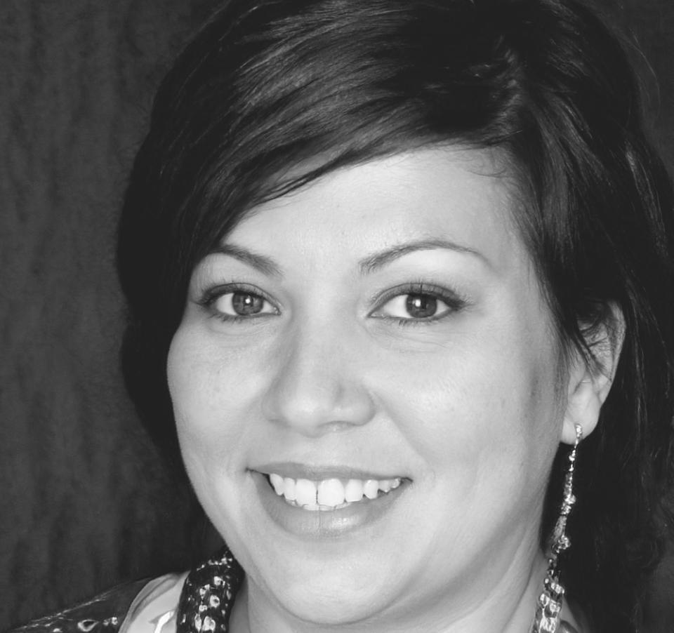 Retrato profesional de Laura Mendoza